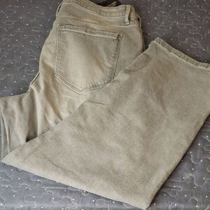 Simply Vera Vera Wang Gray Boyfriend Crop Denim Jeans size 14 NWT